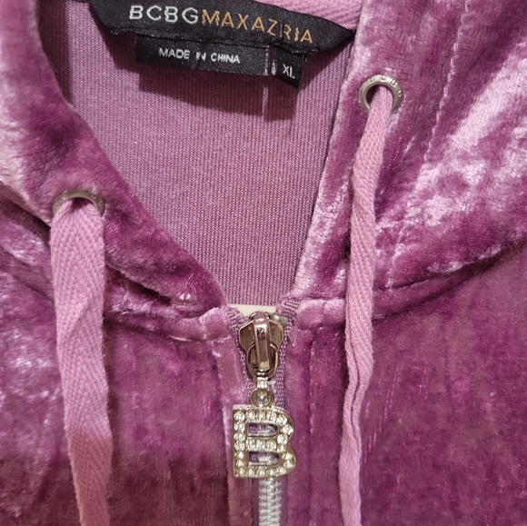 BCBGMAXAZRIA RHINESTONES  VELOUR  TRACK SUIT. - Picture 11 of 13